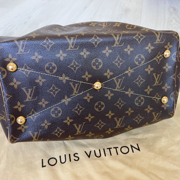 LOUIS VUITTON Monogram Tivoli GM - Picture 9 of 16